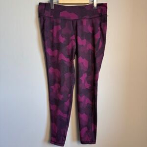 Old Navy Women's Activewear Yoga Leggings Fuchsia Size XL Athletic Pants Fitness